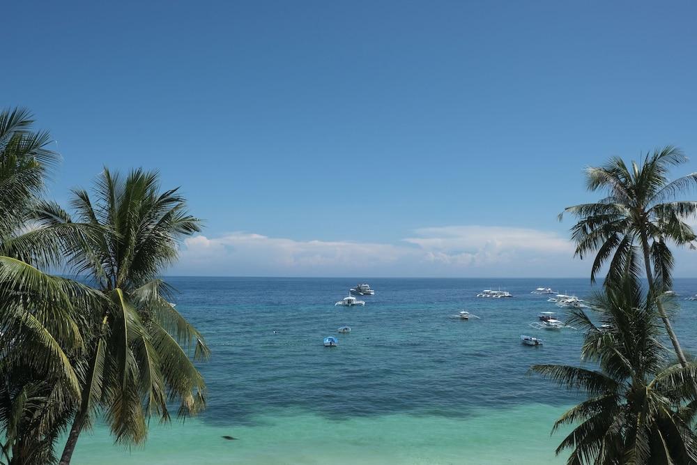 Baywatch Dive Resort Panglao City Exterior foto